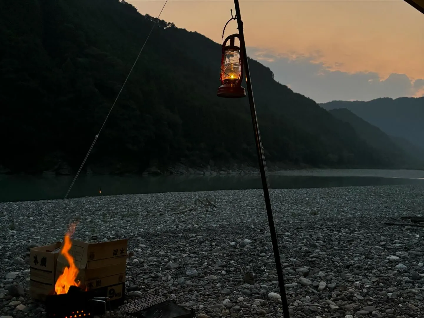 先日の写真ですが久しぶりにキャンプ🏕️に行きました。